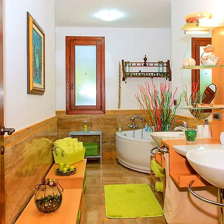 Delle Lantane * ميسانيي